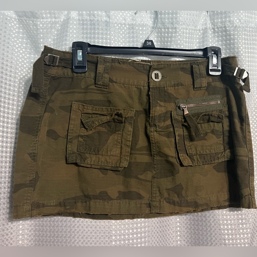 Y2K Camo Mini Skirt Juniors Size 9 Punk